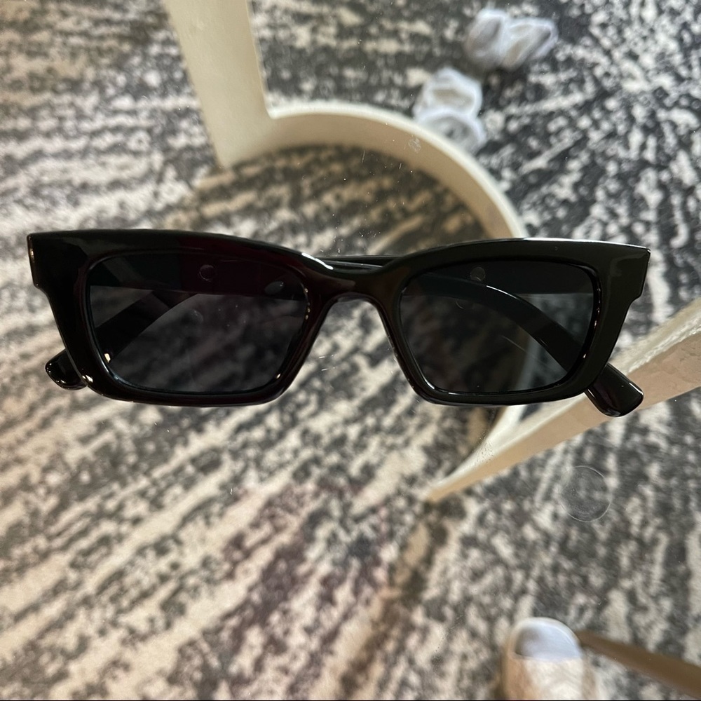 new Madison Avenue blogger sunglasses - Picture 2 of 7